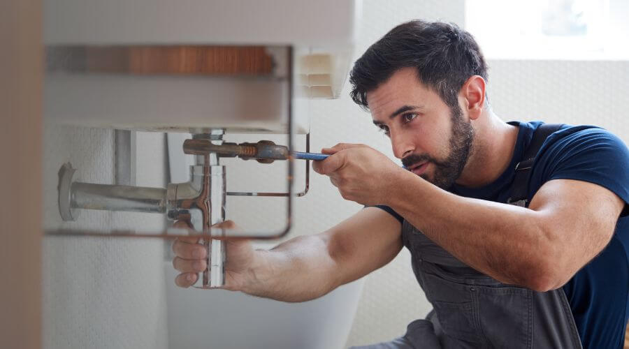 Water heater leaking fix in Glendale, AZ